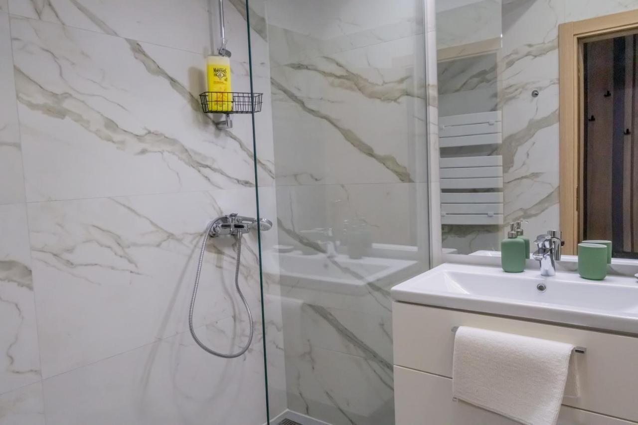 Your New And Modern Home Bucharest Luaran gambar