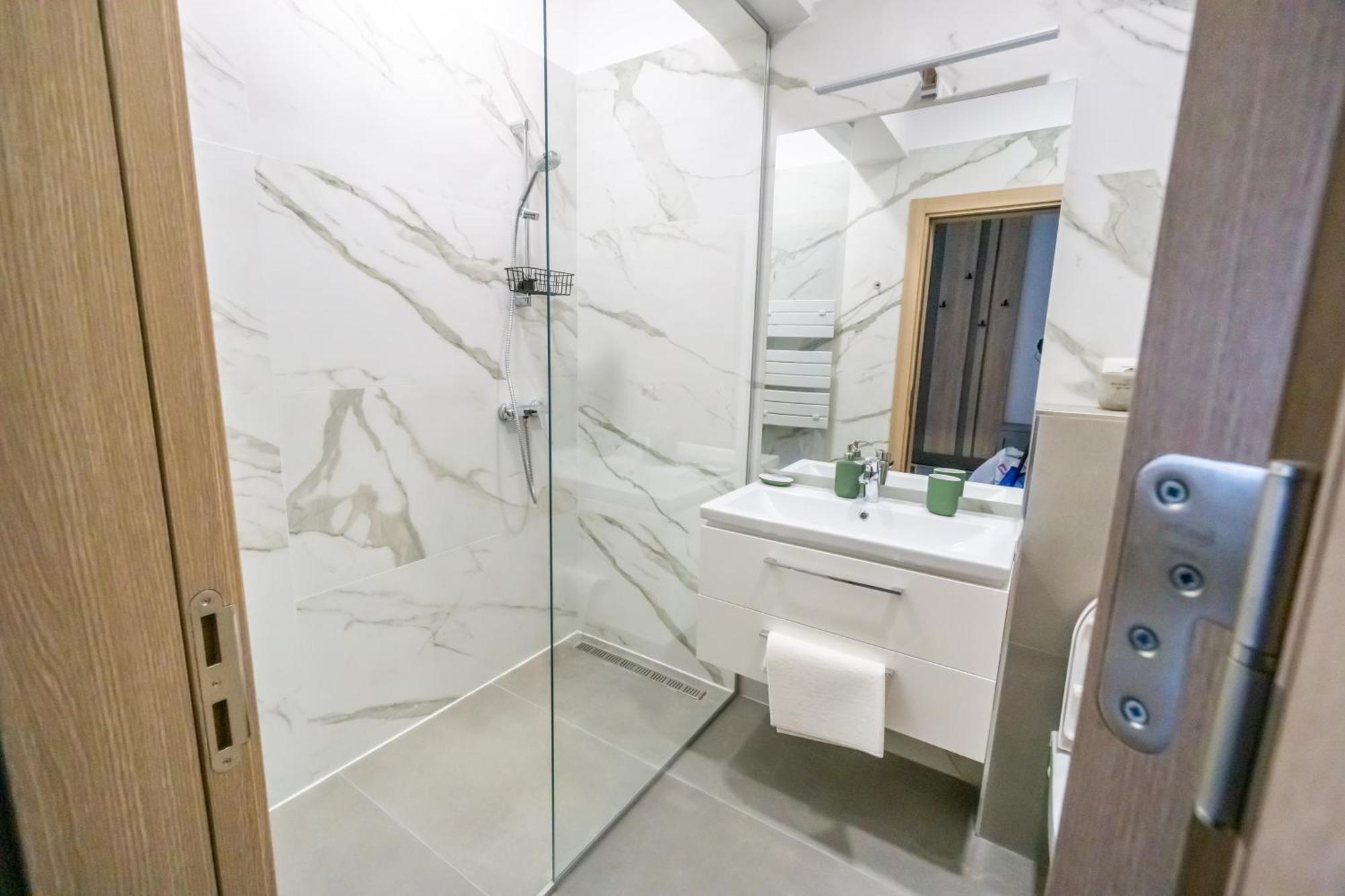 Your New And Modern Home Bucharest Luaran gambar